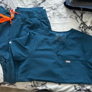 Figs Teal V-Neck Medical Scrub Top with Chest Pocket